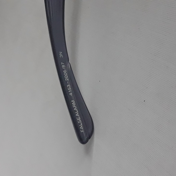 ARNETTE SUNGLASSES. - Picture 3 of 6